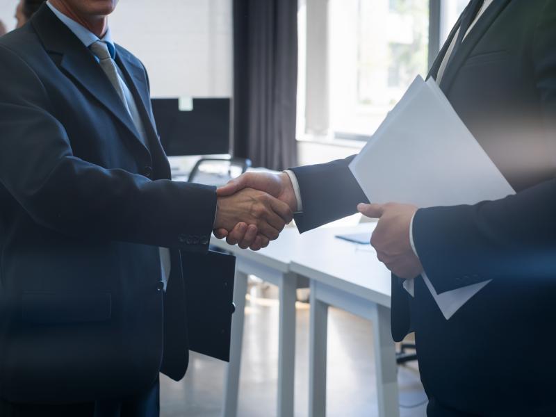 shake hands agreement